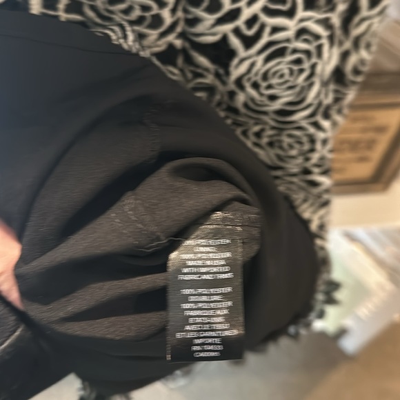 NWT Nanette Lepore Black and White Lace Shift Dress - Picture 10 of 10